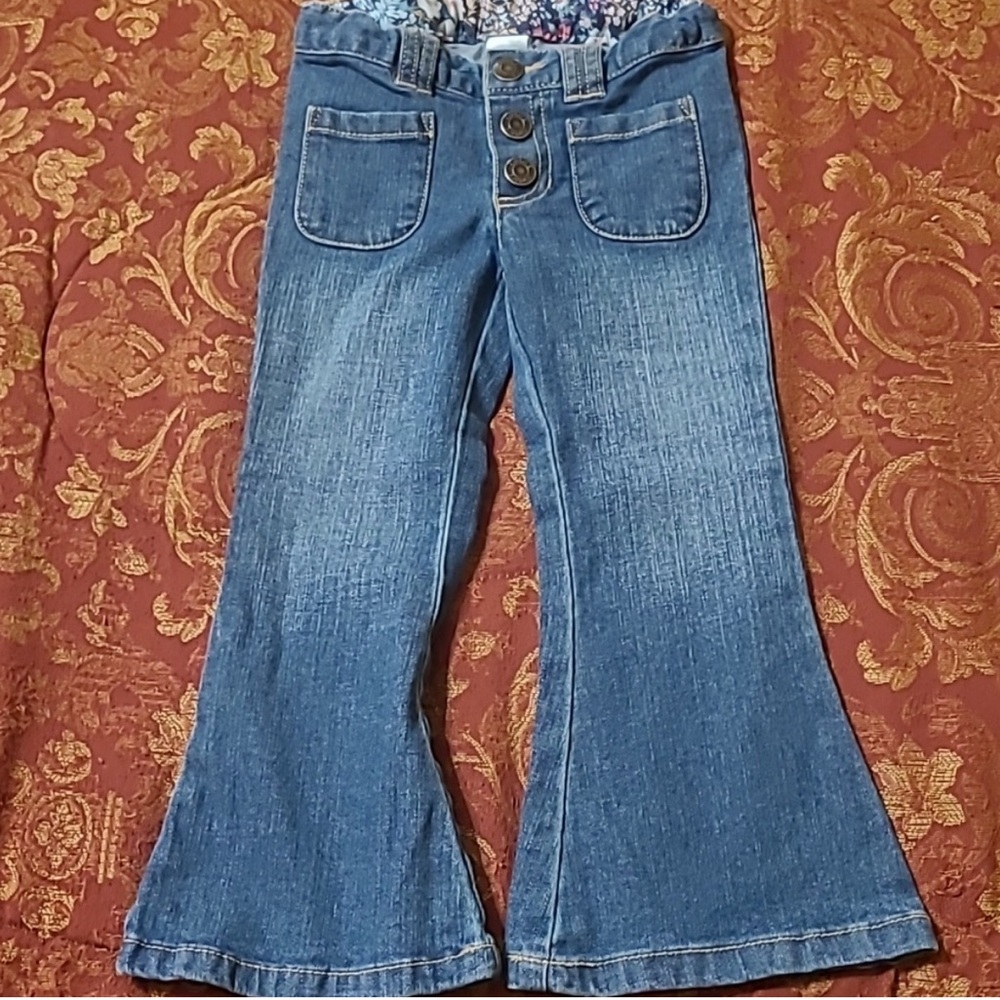 Carters toddler girls 3 button bell bottom jeans Size 3T